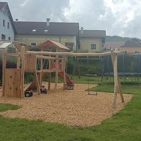 Fruehstueckspension Alte Volksschule Heinrichs Bei Weitra *