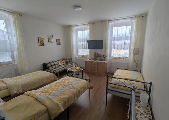 Fruehstueckspension Alte Volksschule Heinrichs Bei Weitra Heinreichs bei Weitra