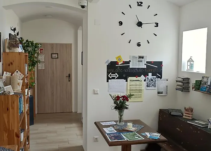 ベッド・アンド・ブレックファスト Fruehstueckspension Alte Volksschule Heinrichs Bei Weitra Heinreichs bei Weitra